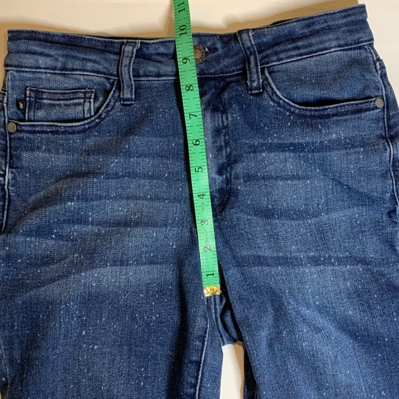 Judy Blue Relaxed Fit Mineral Wash Mid Rise Stretch Denim Jeans size 5/ 27 - Picture 13 of 16